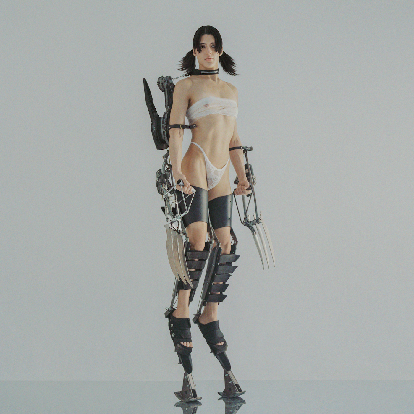 KiCk i” – Arca — ESCUTAI